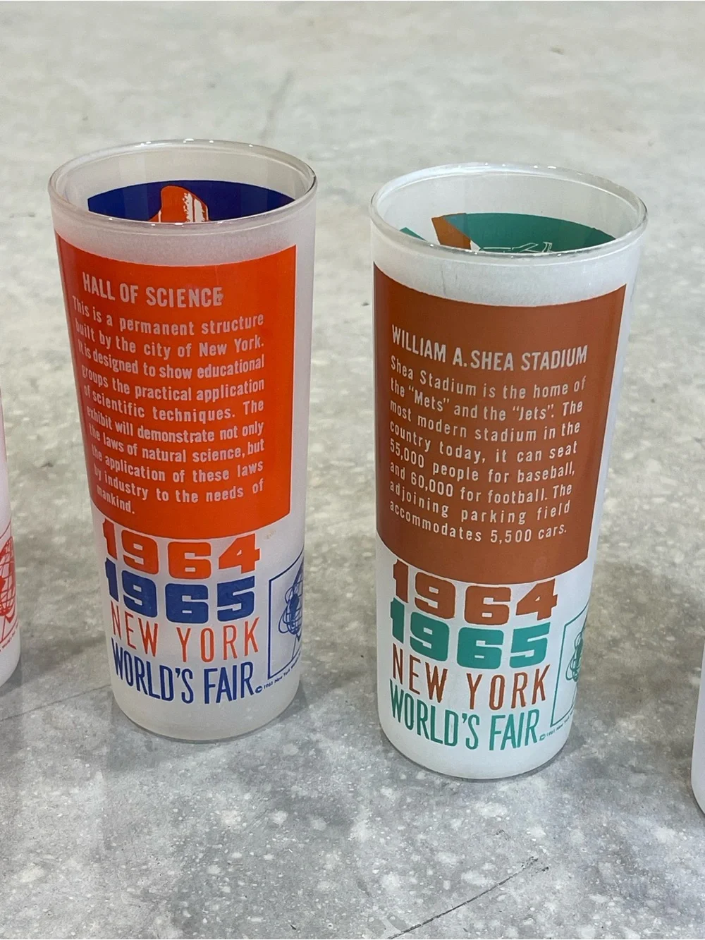 VTG 1964-65 New York World’s Fair Souvenir Drinking Glasses Set of 5 (6 total)